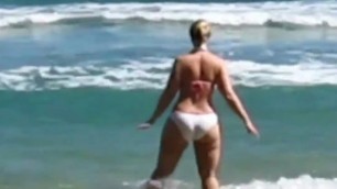 Hot thick carrie pussy girl bikini beach
