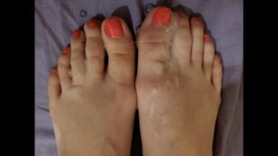 Toe Wiggling Leads to Toe Cum - "Yuck