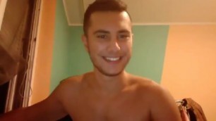 Young cutie hotjamesroony cums twice at Chaturbate