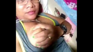 Horny mature pinay shows her boobs on omegle