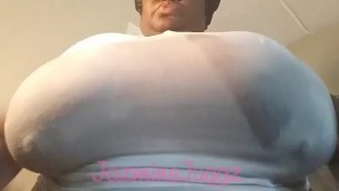 Juicy bbw plays with tits through wet tee