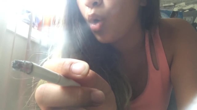 First Cigarette of the Day -- MissDeeNicotine Crushes Her Cigarette