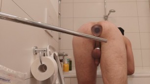 Pissing while buttplugging my ass