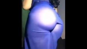 Sex veil displays her body on the webcam سكس خليجى