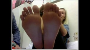 chatroulette girls feet 133