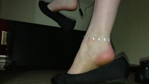 Candid Shoeplay Dangling Teen Arches In Flats
