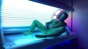Jacking Off in the Tanning Bed