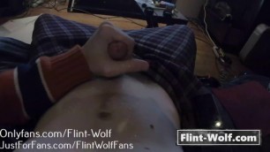 CUTE GAY GUY JACKING OFF (onlyfans.com/Flint-Wolf)