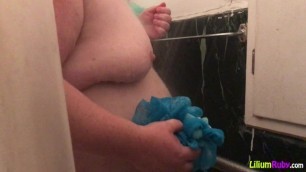 Secretly Filmed Fat Girl in Shower